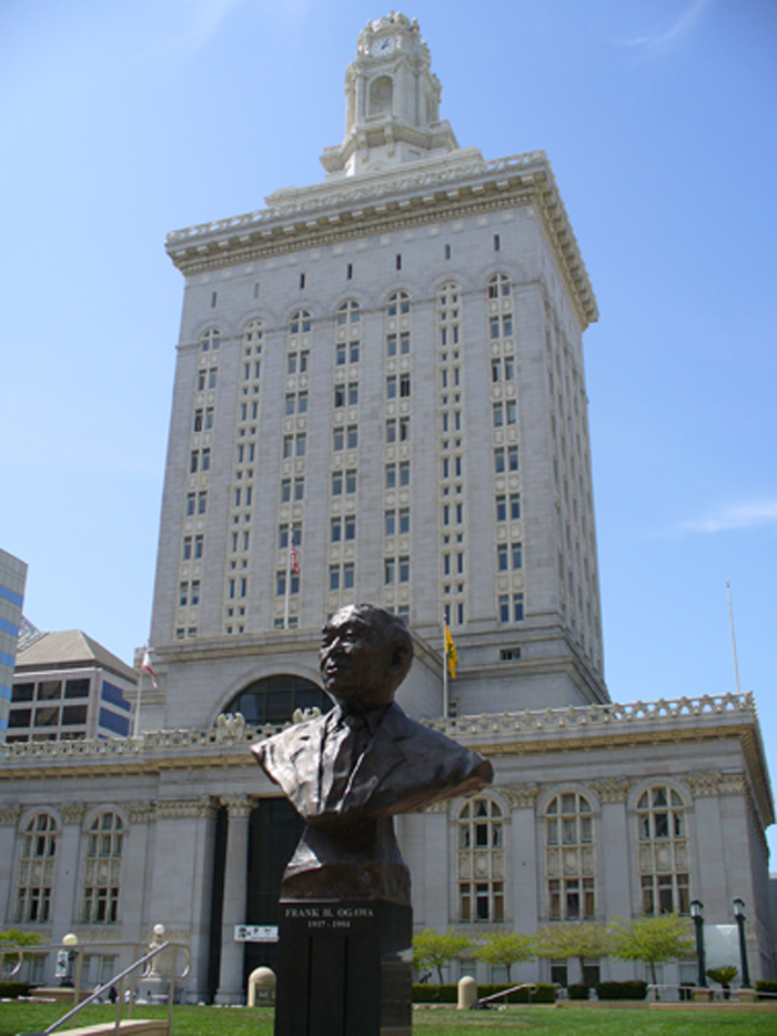 Oakland City Hall